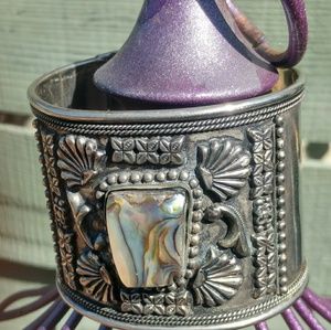 Cuff bracelet, silver tin design w/ abalone stone